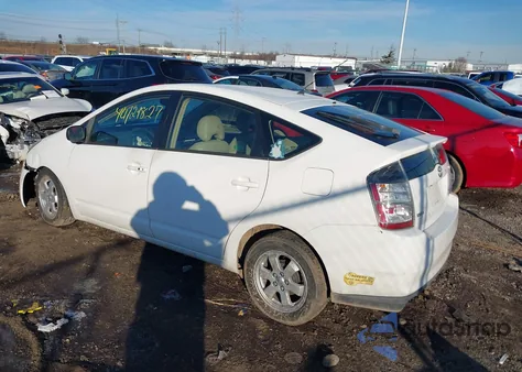2005 Toyota Prius from USA, damaged, VIN JTDKB20U253042709